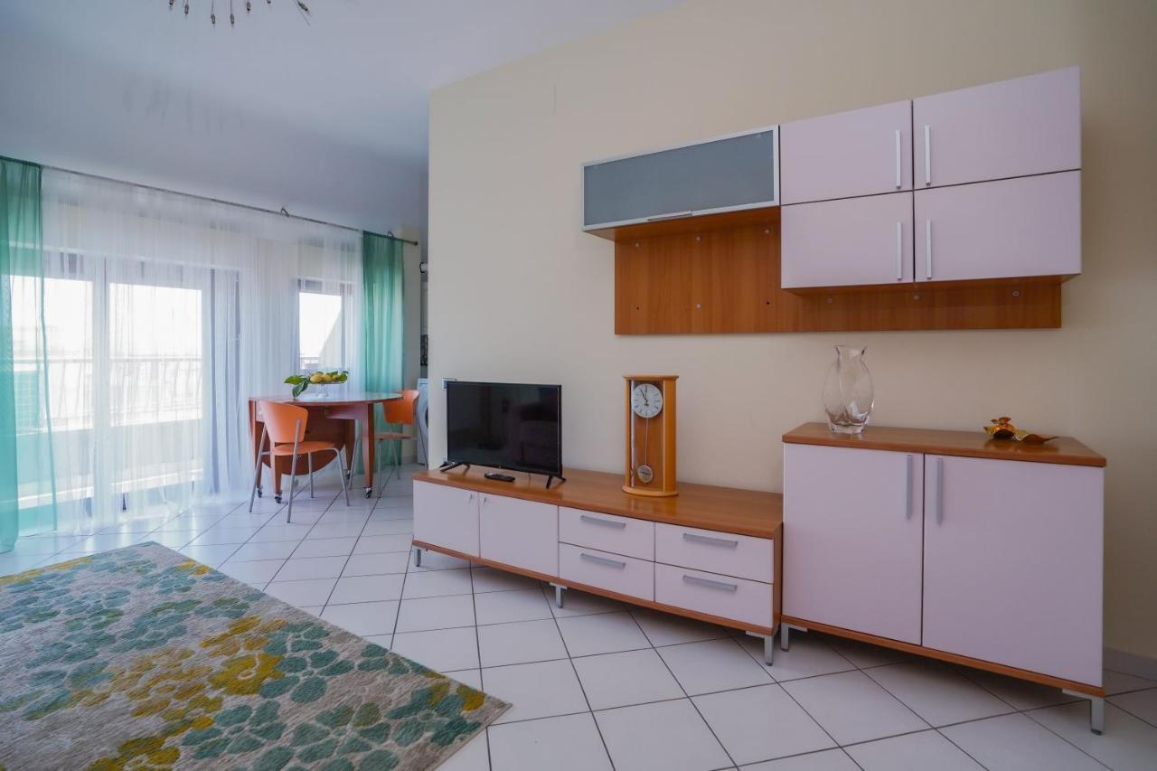 La Casa Di Azzurra Centro Citta Appartamento Fino A 4 Posti Letto E 2 Bagni 포자 외부 사진