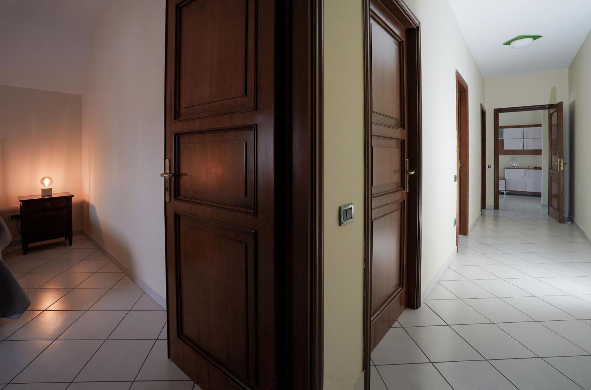 La Casa Di Azzurra Centro Citta Appartamento Fino A 4 Posti Letto E 2 Bagni 포자 외부 사진
