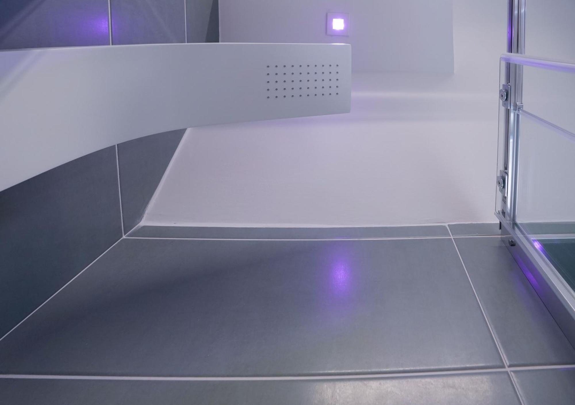 La Casa Di Azzurra Centro Citta Appartamento Fino A 4 Posti Letto E 2 Bagni 포자 외부 사진